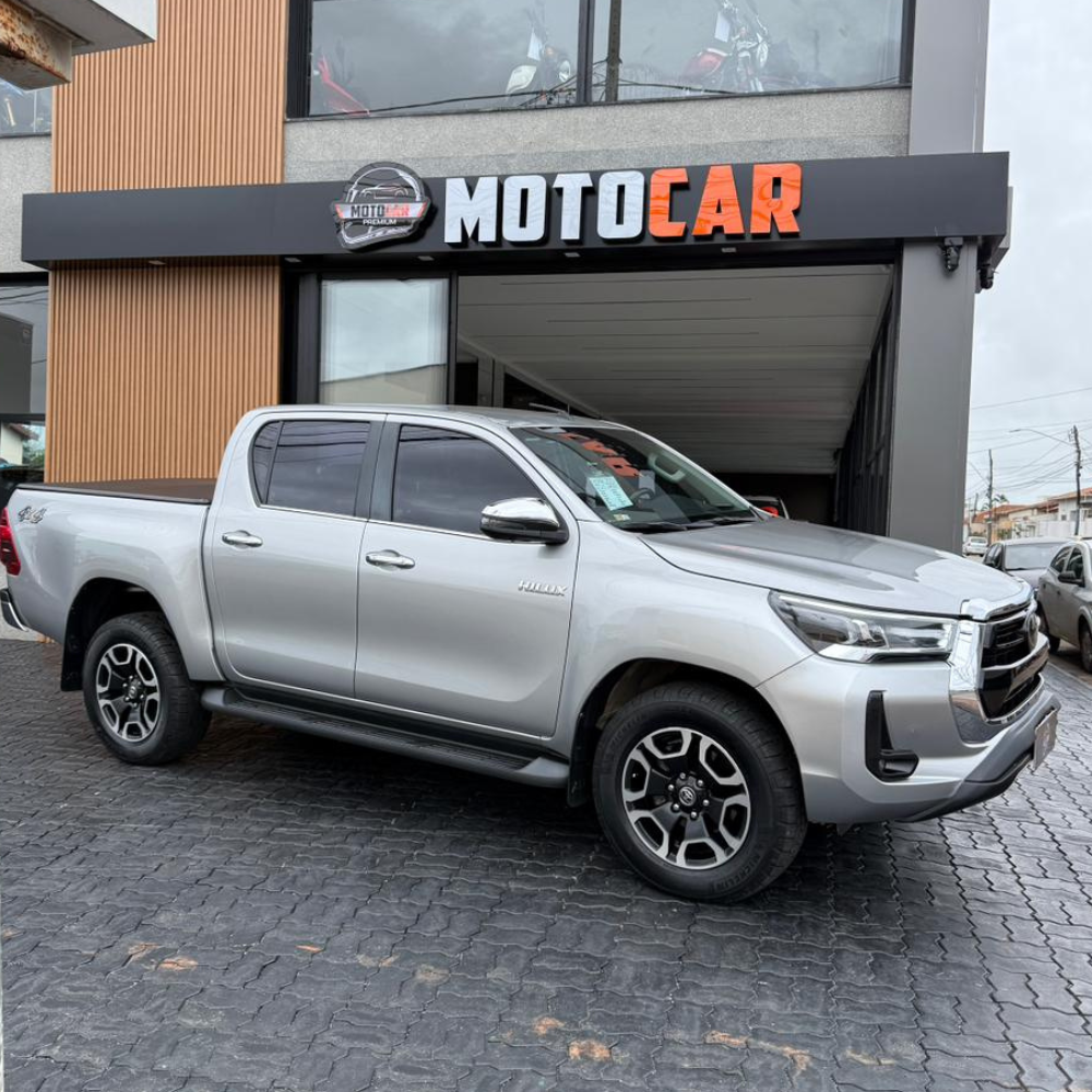 TOYOTA HILUX SRX 2022/23